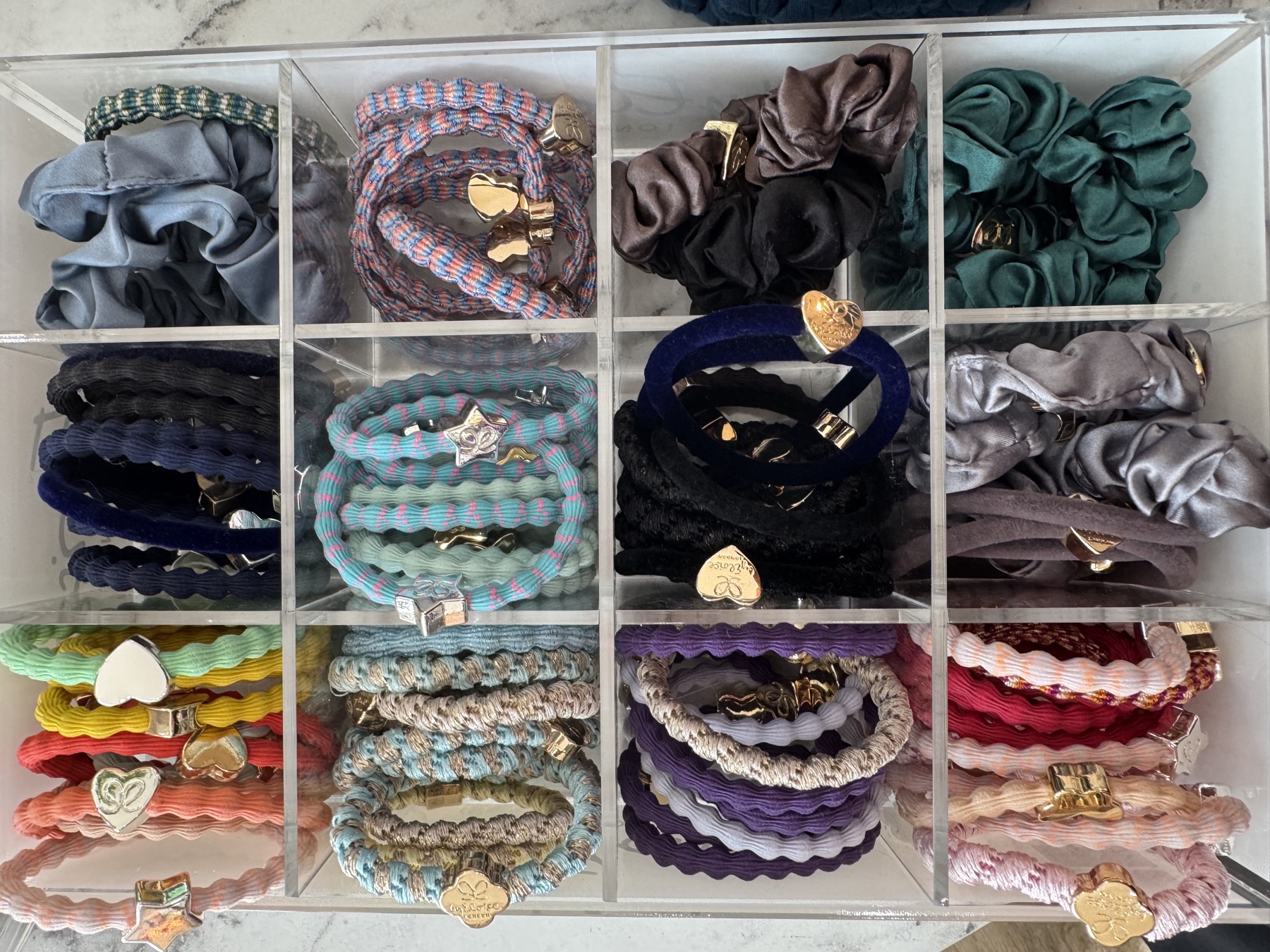 Élastiques à cheveux et chouchous By Eloise
